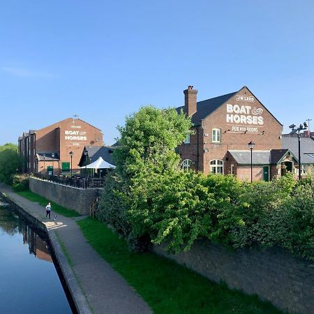 Boat & Horses Inn オールダム エクステリア 写真