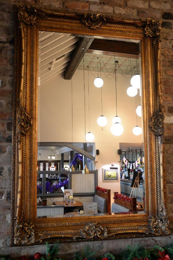 Boat & Horses Inn オールダム エクステリア 写真